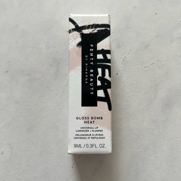 NIB Fenty Beauty Gloss Bomb Heat Universal Lip Luminizer + Plumper - Lemon Lava - Picture 7 of 12